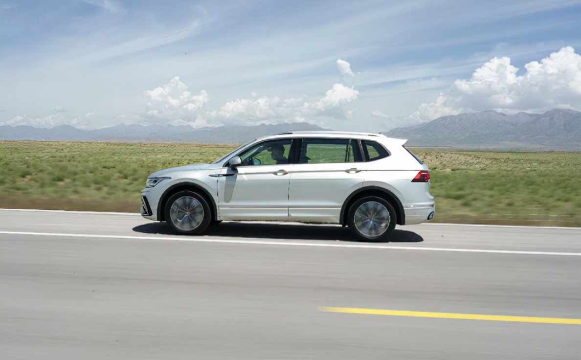 低功率发动机的车好不好,低排量高马力的车不好开