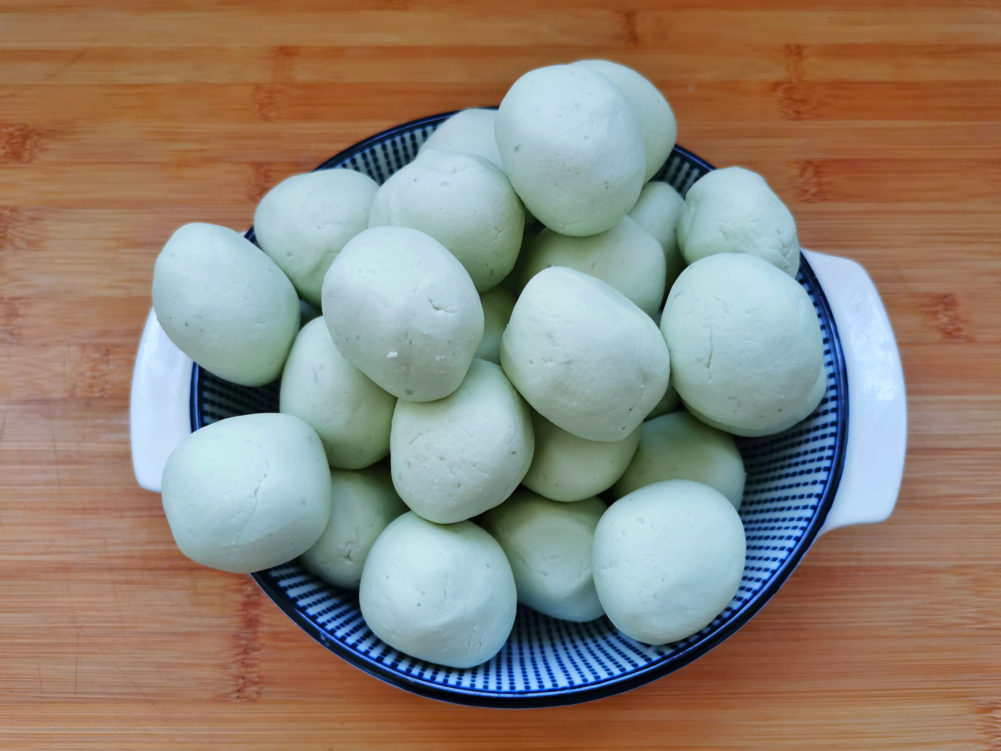 又简单又好吃的青团,好吃不甜的青团推荐