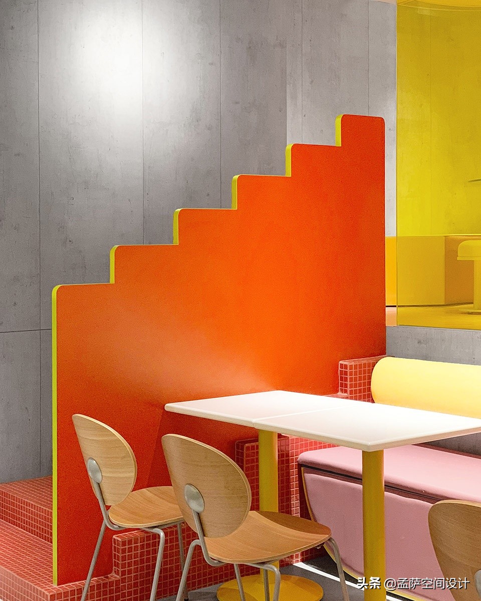 香港EatDarlingEat甜品店，凸显后现代时期的实验性和创造性