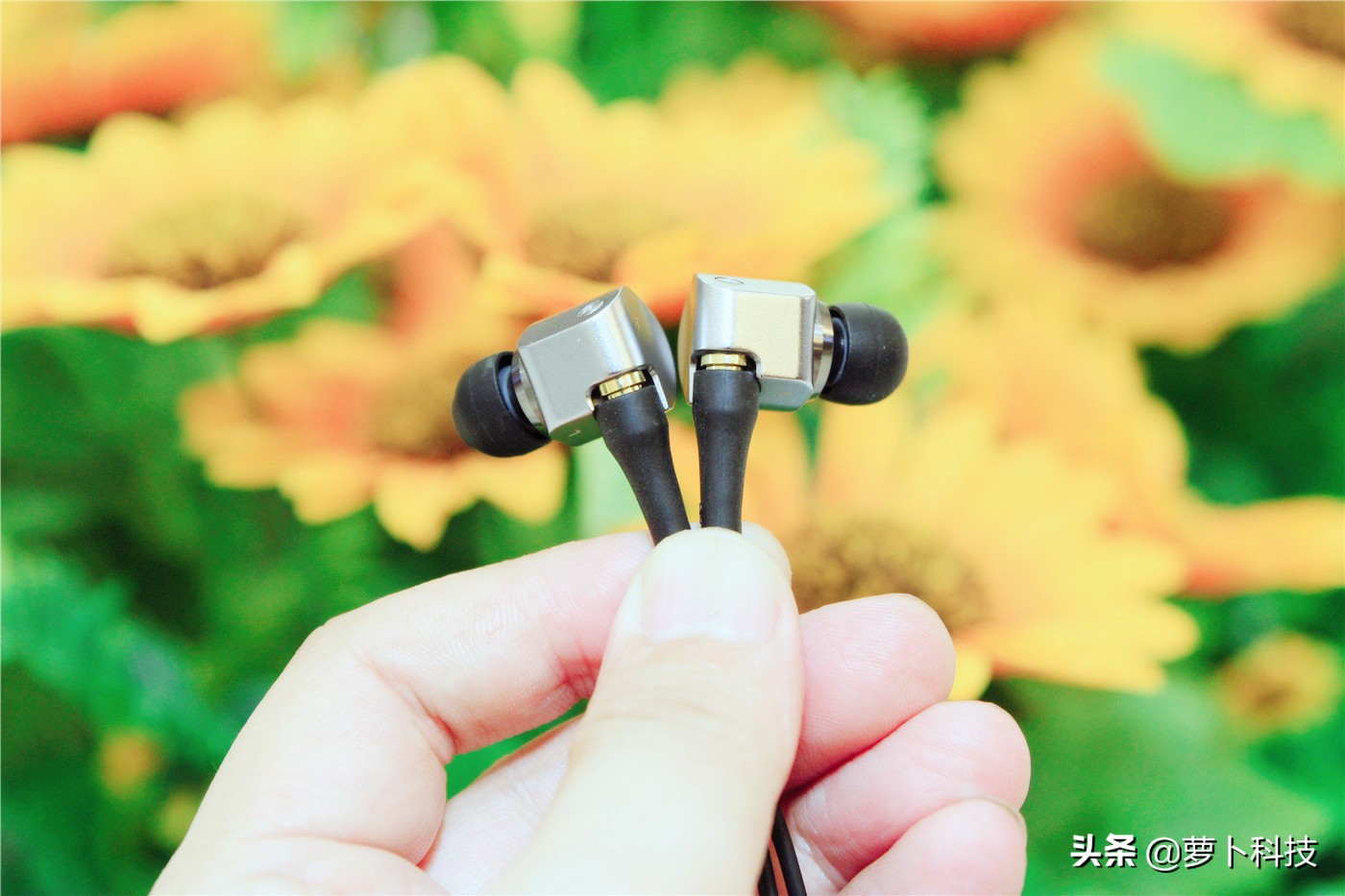 解析力高瞬态高的耳机推荐,松下HDE10耳机怎么样