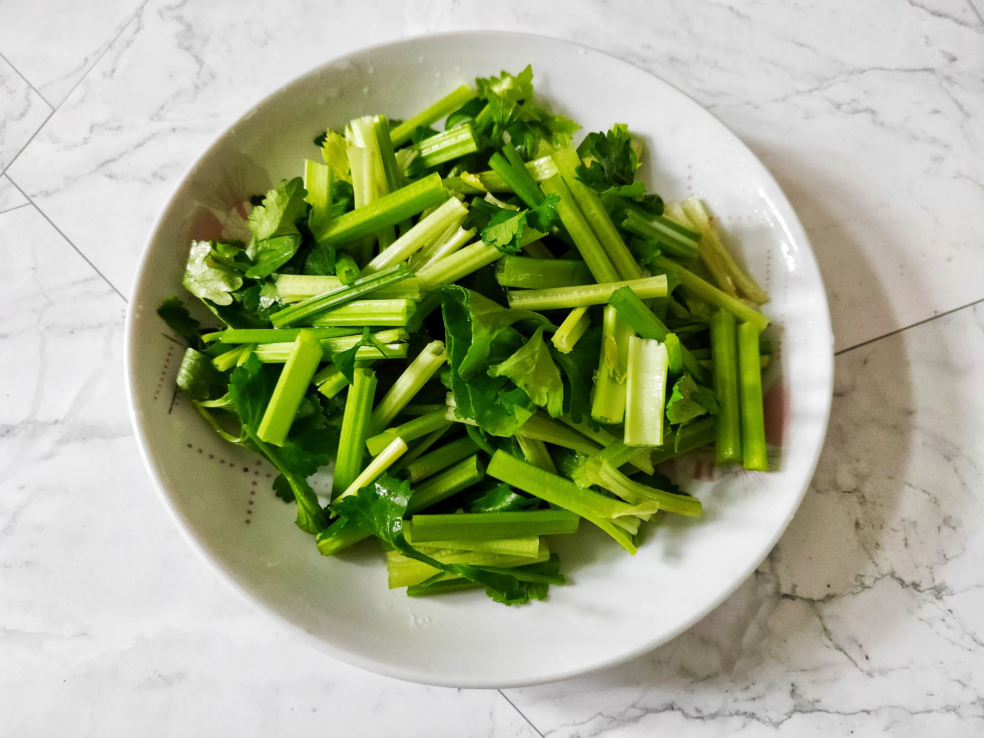 芹菜和它一起炒超级好吃,芹菜和什么炒在一起最好吃