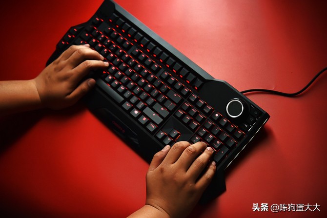 机械键盘各种轴的推荐学生党,机械键盘各种轴区别及适用人群