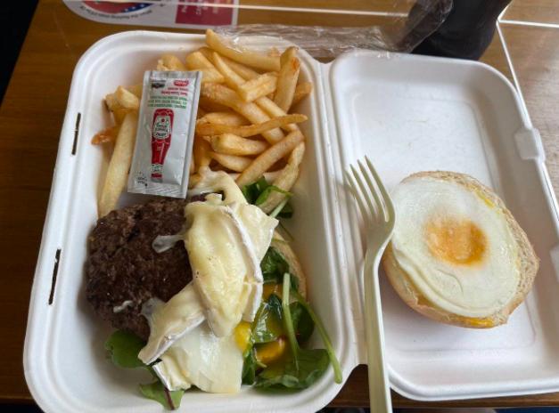 东京奥运变吐槽大会，可乐280日元，洗衣排长队，中国队不忍了