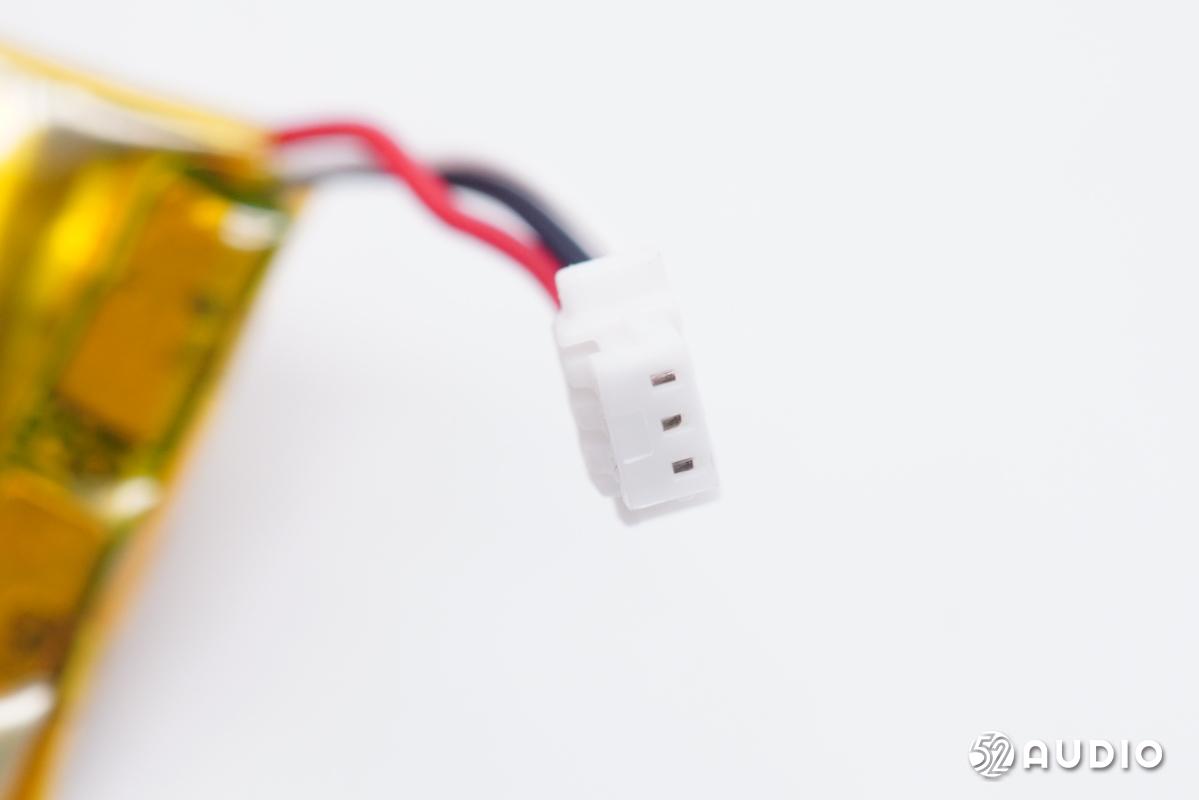 半入耳式降噪耳机jbl,轻量化头戴式无线耳机