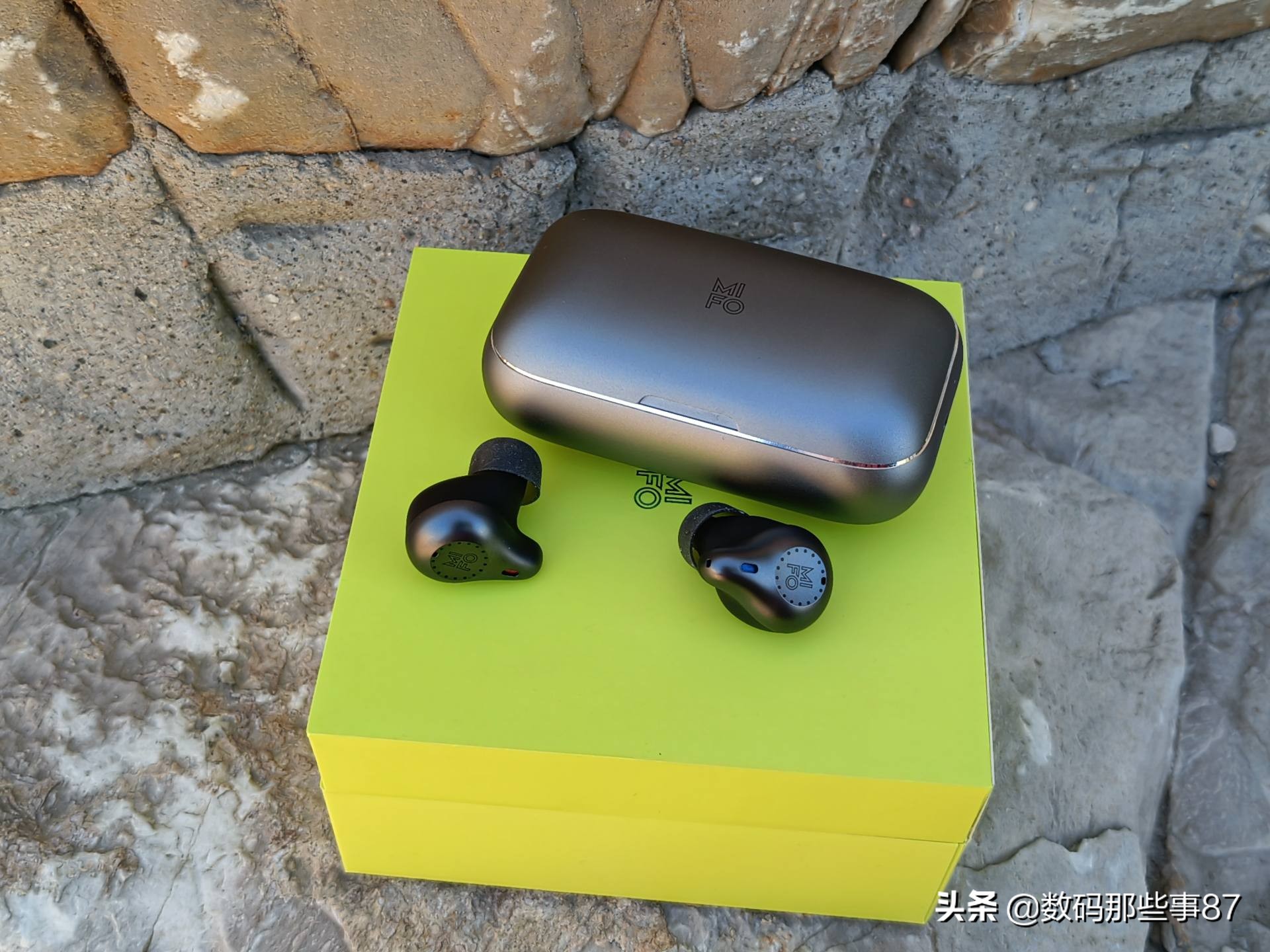 魔浪o5二代和泥炭capsule3pro对比,魔浪o5和南卡n2蓝牙耳机哪个好