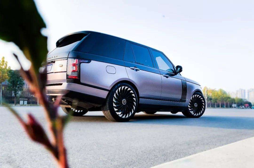 贴了2年的改色膜撕膜会留胶吗,贴完改色膜全是胶印后期能掉吗