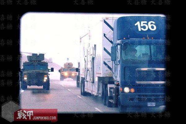 空军宪兵第四部分：安全部队制服配饰中的特色元素