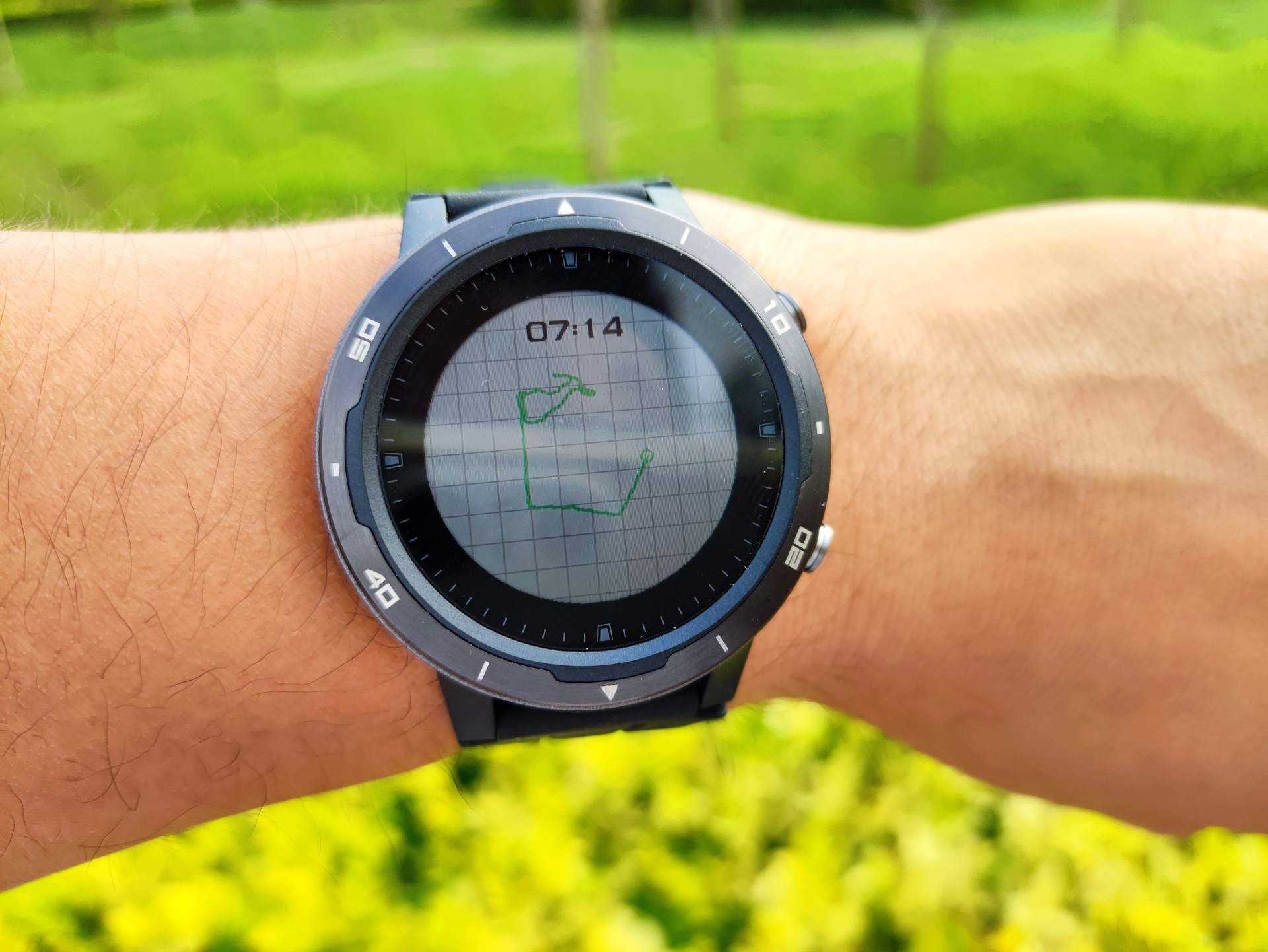 硬核升级，专为城市精英跑者打造：咕咚X3-RE精英版深度体验