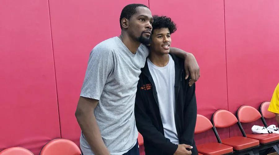 火箭新榜眼格林：虽是个憨憨，也是条好汉