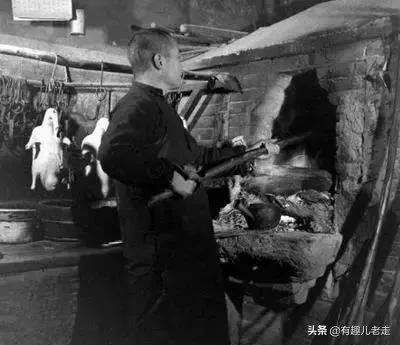 北京烤鸭的故事视频,北京烤鸭的历史故事30字