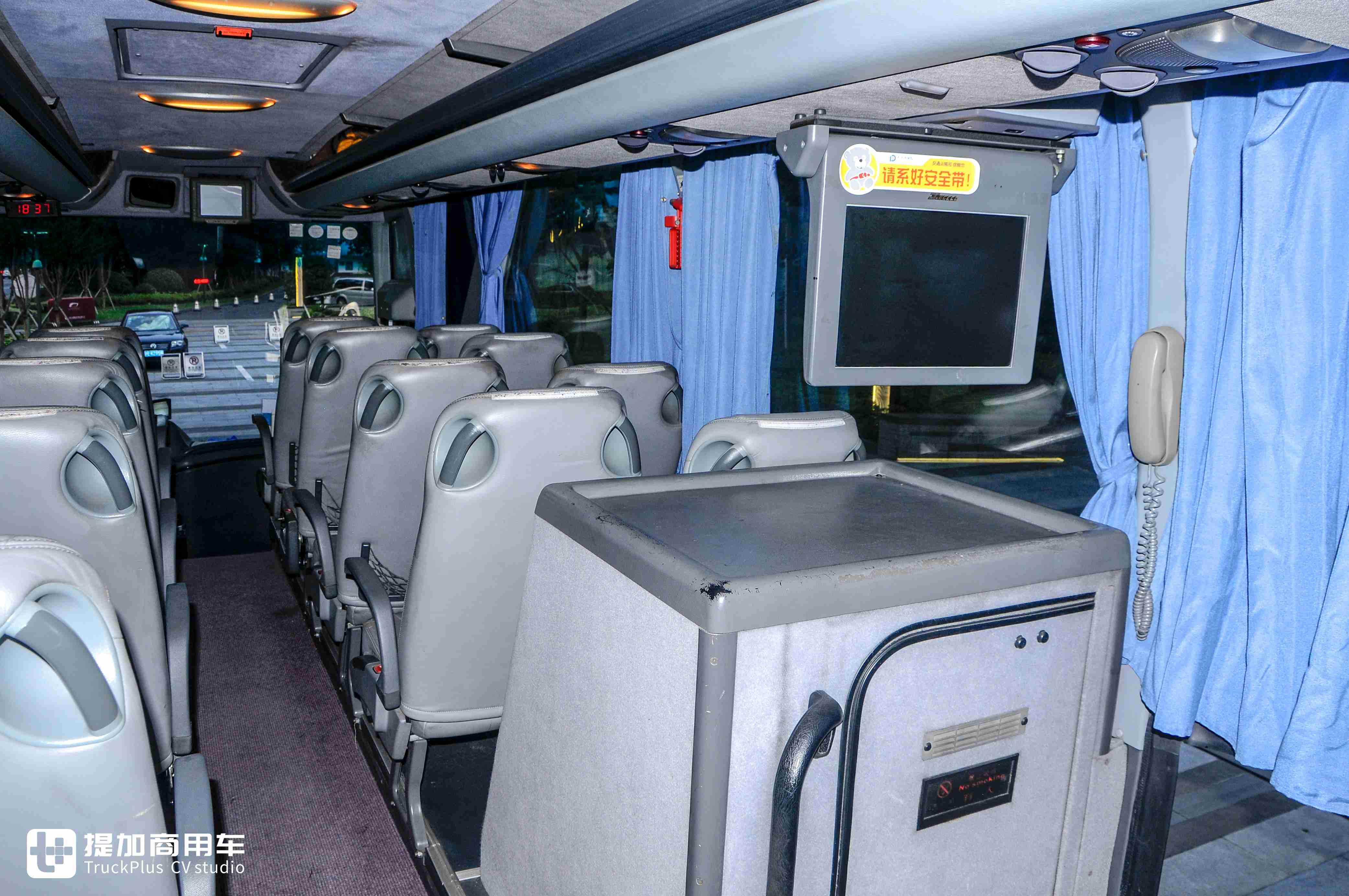 早期亚星奔驰大巴,一辆行驶15年的列车