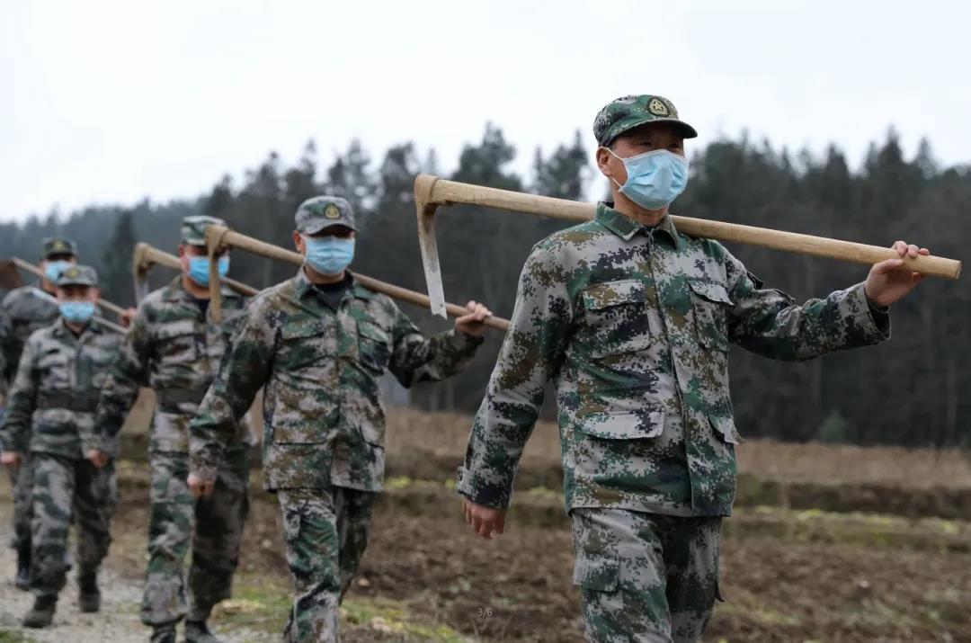 重庆疫情攻坚行动,重庆军人疫情出征视频