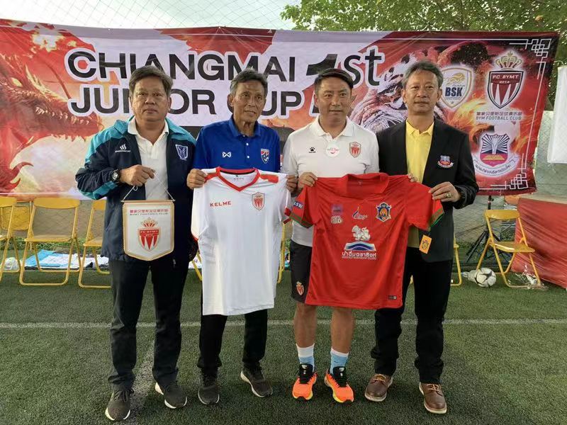 李伯清出国完整版,成都皇家贝里斯李伯清