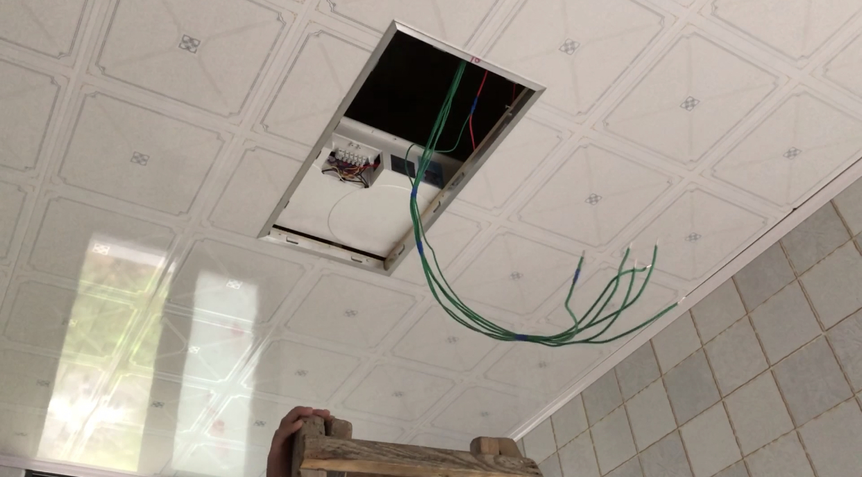 pvc吊顶能用风暖浴霸吗,pvc吊顶安装风暖怎么用卡扣