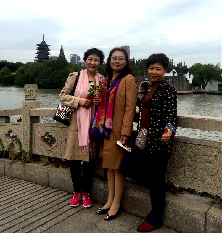 岁月不老我们不散全文,岁月不老我们不散什么意思