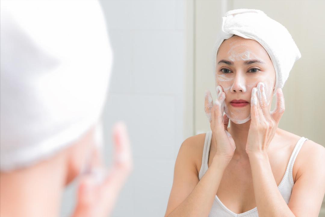 想要改善皮肤怎么办,脸部清洁想要皮肤好的护理少不了