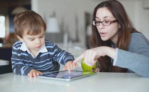 小孩胆小怕鬼是什么原因,孩子胆小怕鬼怎么克服