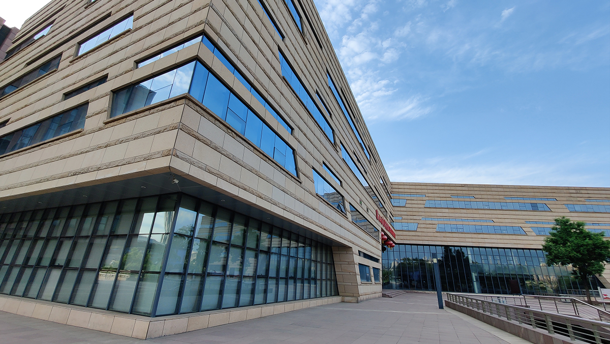 科技美学一加9pro深度评测,一加oneplus8pro好还是一加8好