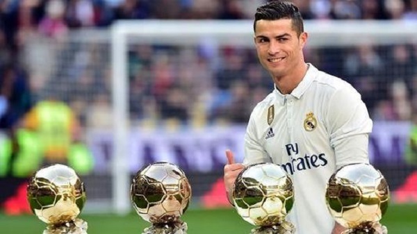 喝酒误事！国外喝水哥喝醉抢别人女朋友，国内张鹭醉驾被拘留