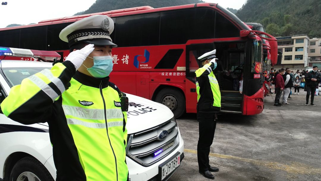 交警复工复产抗疫保畅宣传,贵州交警坚守防控防疫第一线