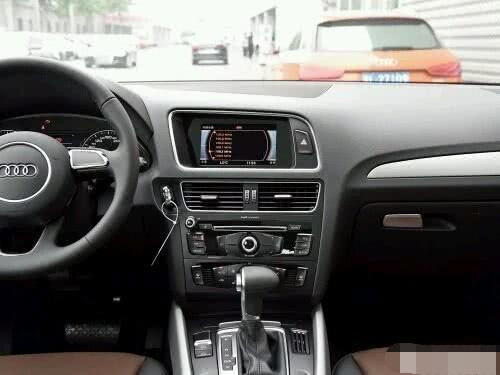 奥迪q545quattro落地多少,奥迪q545tfsi最新落地价格