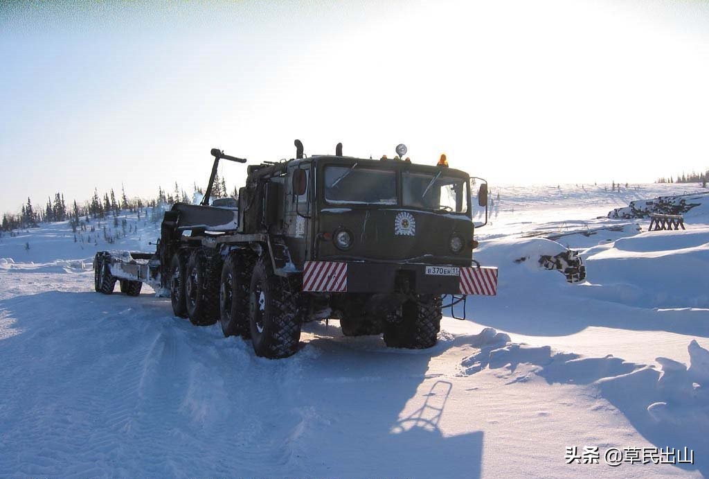 寻找男人的世界——再次追忆红色帝国的*力暴**美学之六