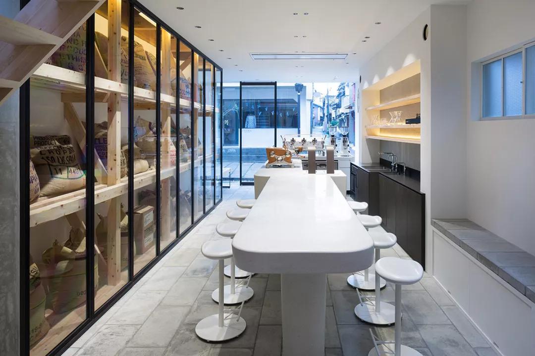 上海神秘咖啡品牌%Arabica，日本设计师青山周平、佐藤大亲自操刀