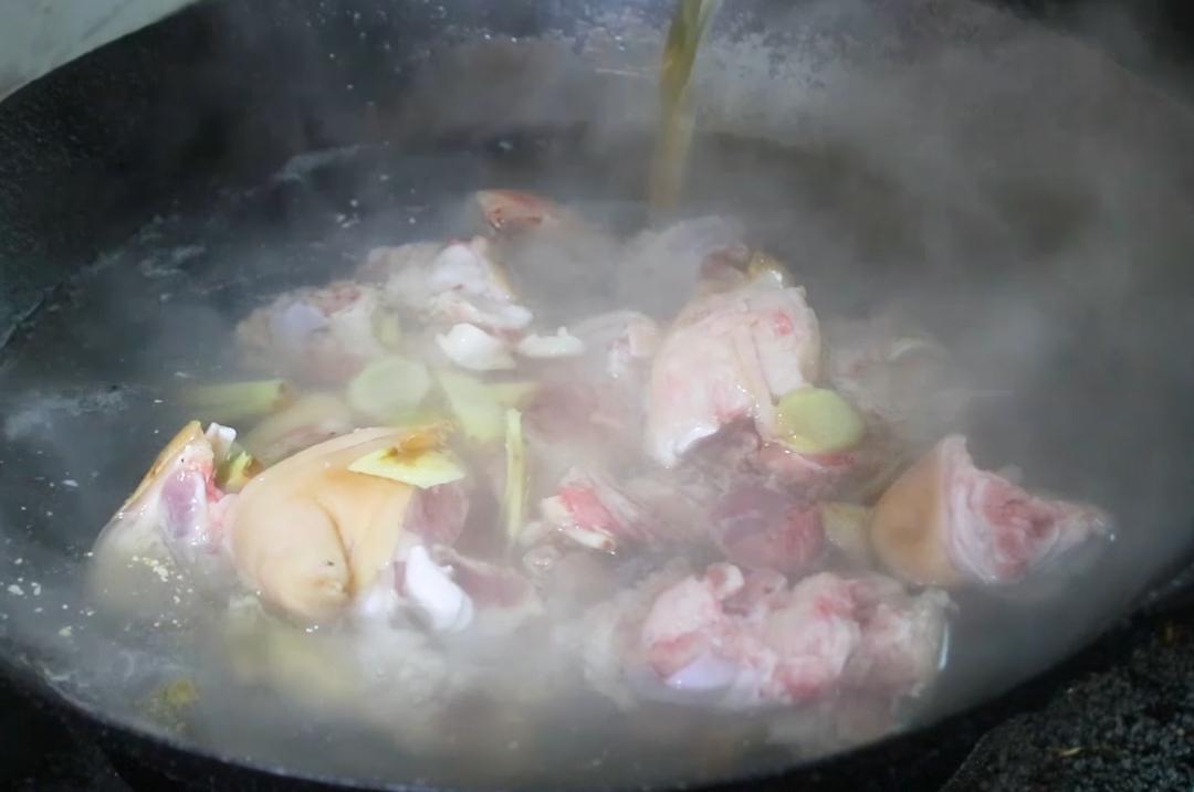 猪脚最好吃的做法焖猪脚粤菜,猪脚最好吃的做法香辣