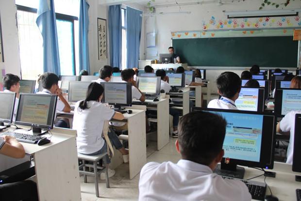 这所高校不是211,但“计算机”实力远超985,被称“IT人才摇篮”