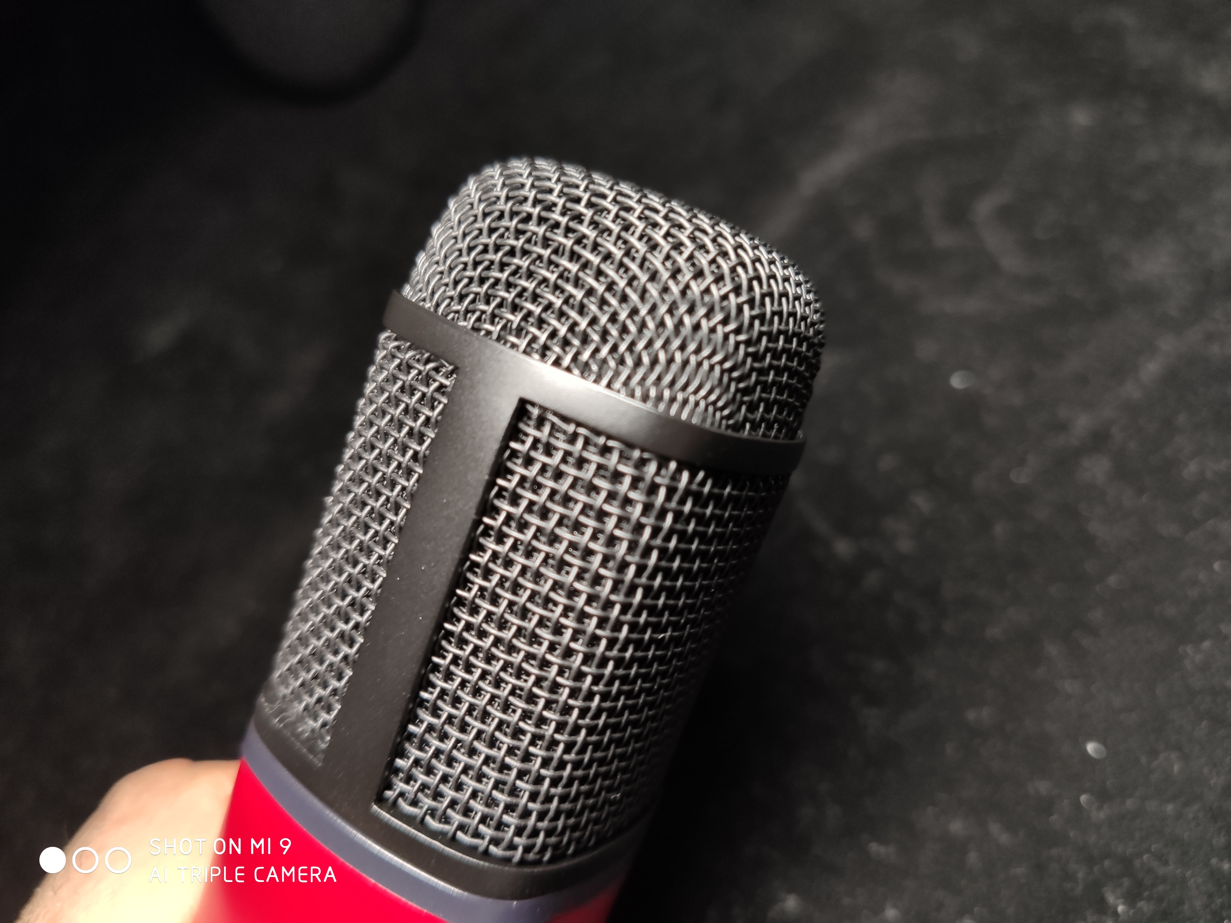 唱吧bach麦克风和c1麦克风哪个好,唱吧c1口碑最好的k歌麦克风