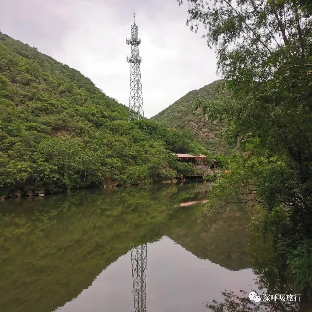靖西双龙峡网红小火车,京西小九寨二日游
