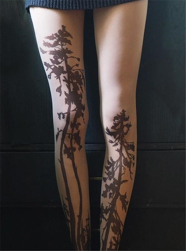 长筒线袜配高跟鞋,蕾丝长筒袜除了配高跟还有啥