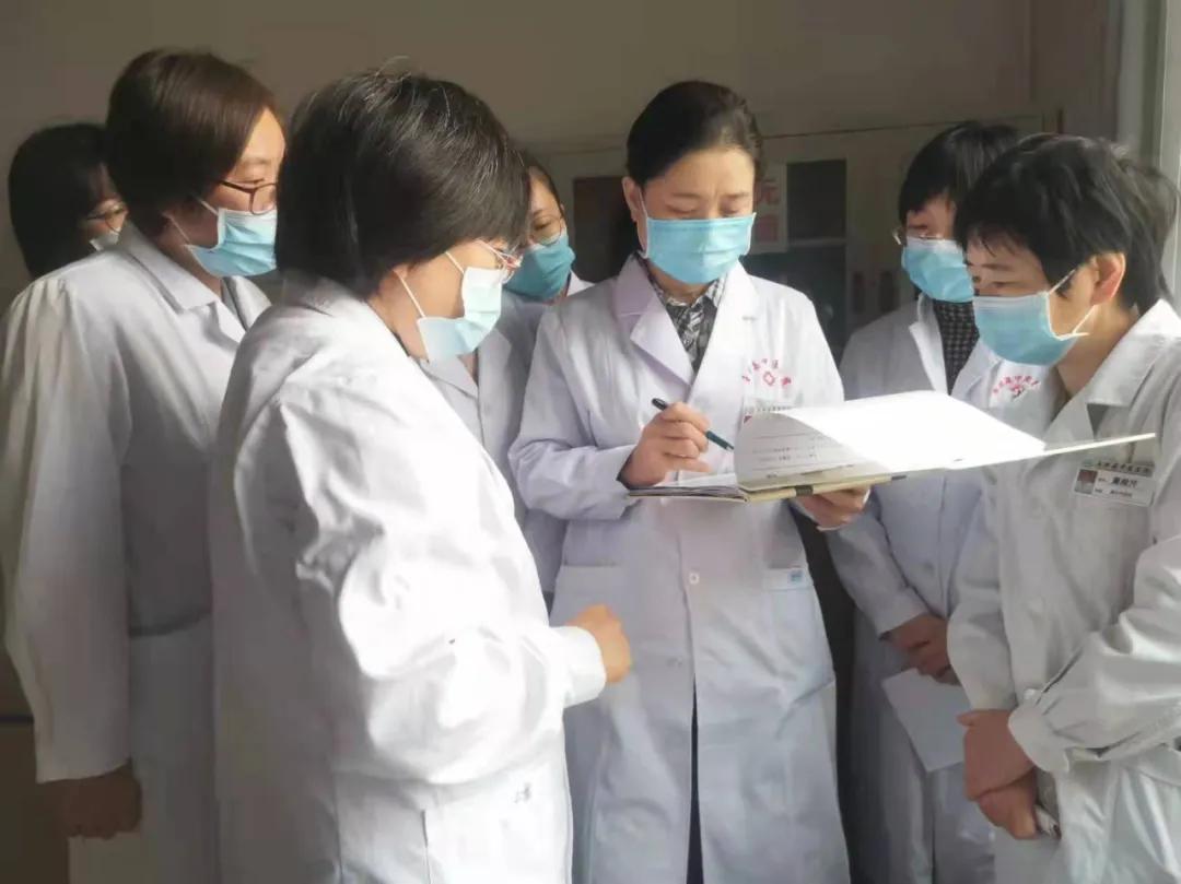 「迈上新台阶」玉田县中医医院妇科独立开展首例单孔腹腔镜手术
