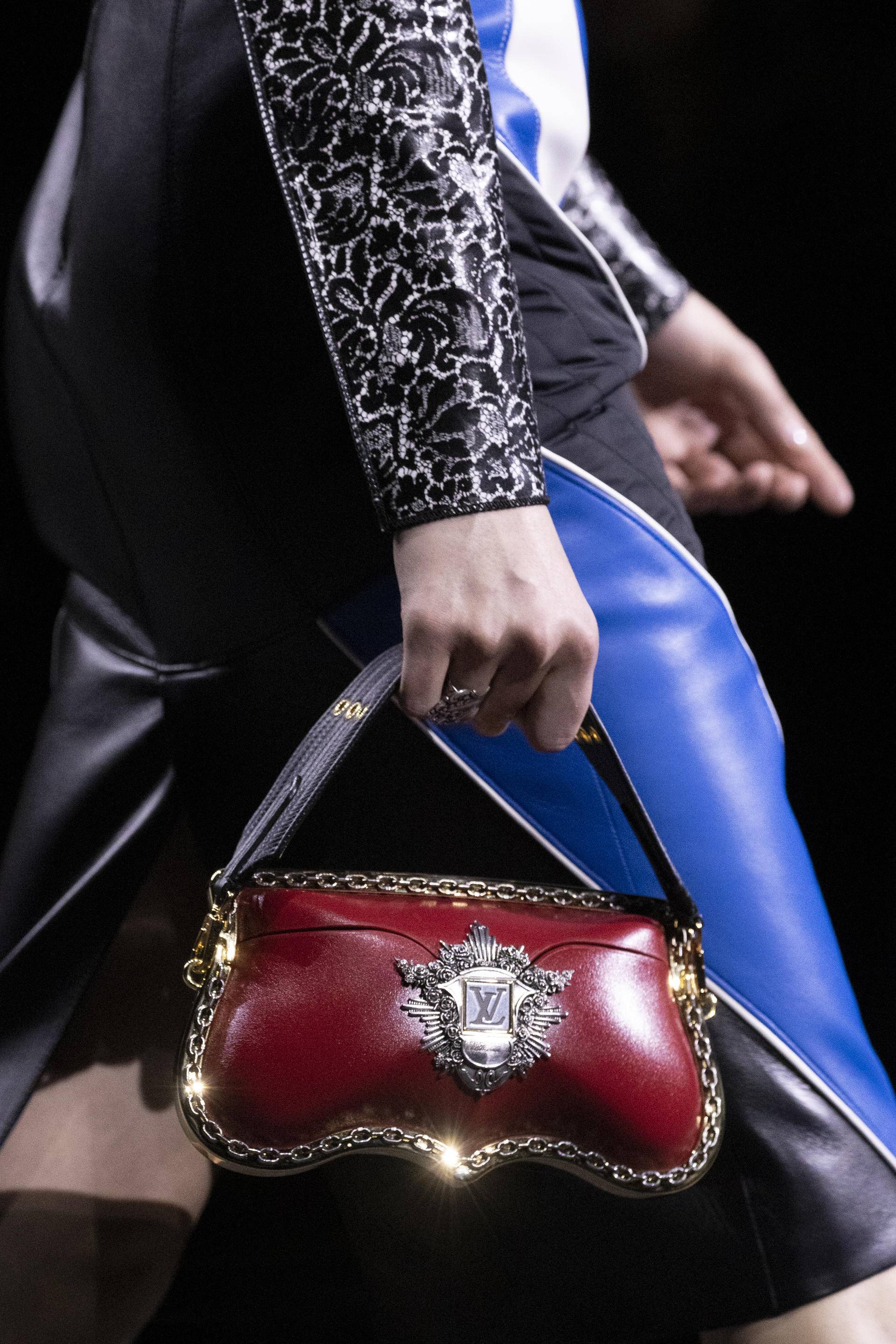 chanel早春秀,chanel2021成衣展