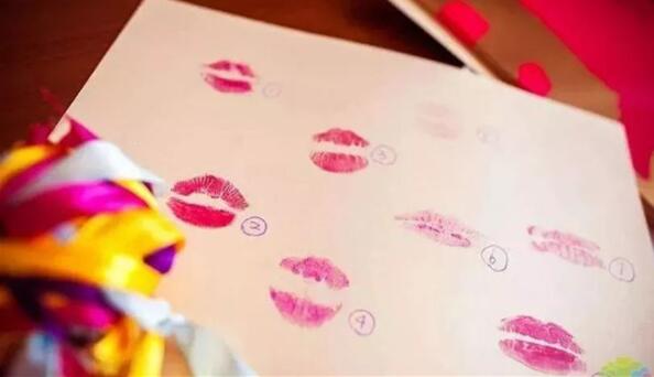 新郎接亲堵门游戏,新郎进门堵门游戏