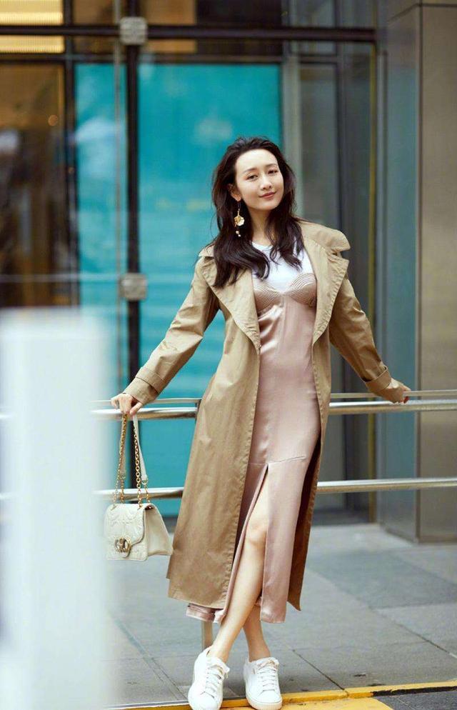 王鸥最新穿西装,王鸥到底有多撩