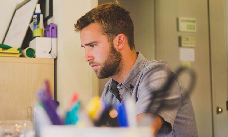 想要离职怎么说最合适,离职先提申请还是先沟通