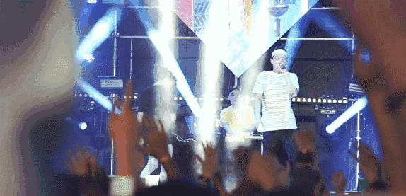 武汉欢乐谷电音节justin黄明昊,武汉欢乐谷hoha电音节黄明昊