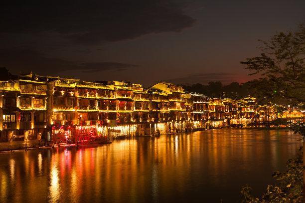 凤凰古城是一个好地方风景优美,凤凰古城避暑