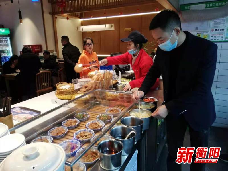 彭海军鱼粉与胖子鱼粉哪家更好吃,彭海军鱼粉店在衡阳市什么地方