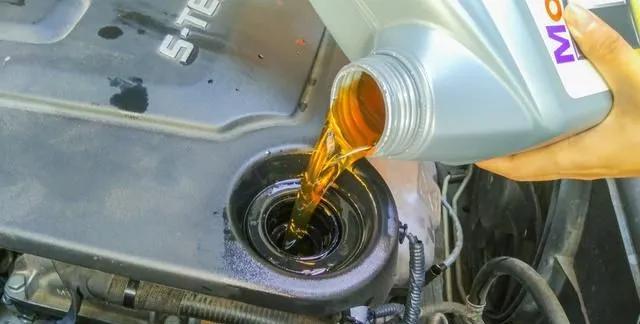 嘉实多、美孚、壳牌该怎么选？听听维修师傅怎么说