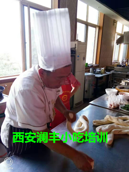 想开一家面馆加盟店需要哪些条件,开一个小型面馆怎么样才能赚钱