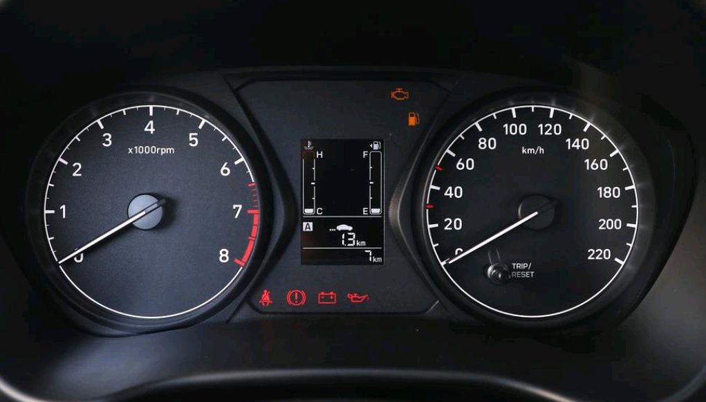 18款瑞纳手动挡车的优缺点,8万公里手动挡瑞纳