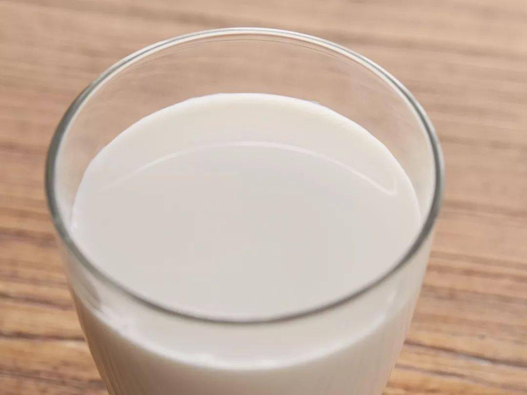 海南天然椰子汁好喝吗,正宗海南椰子鲜榨果汁