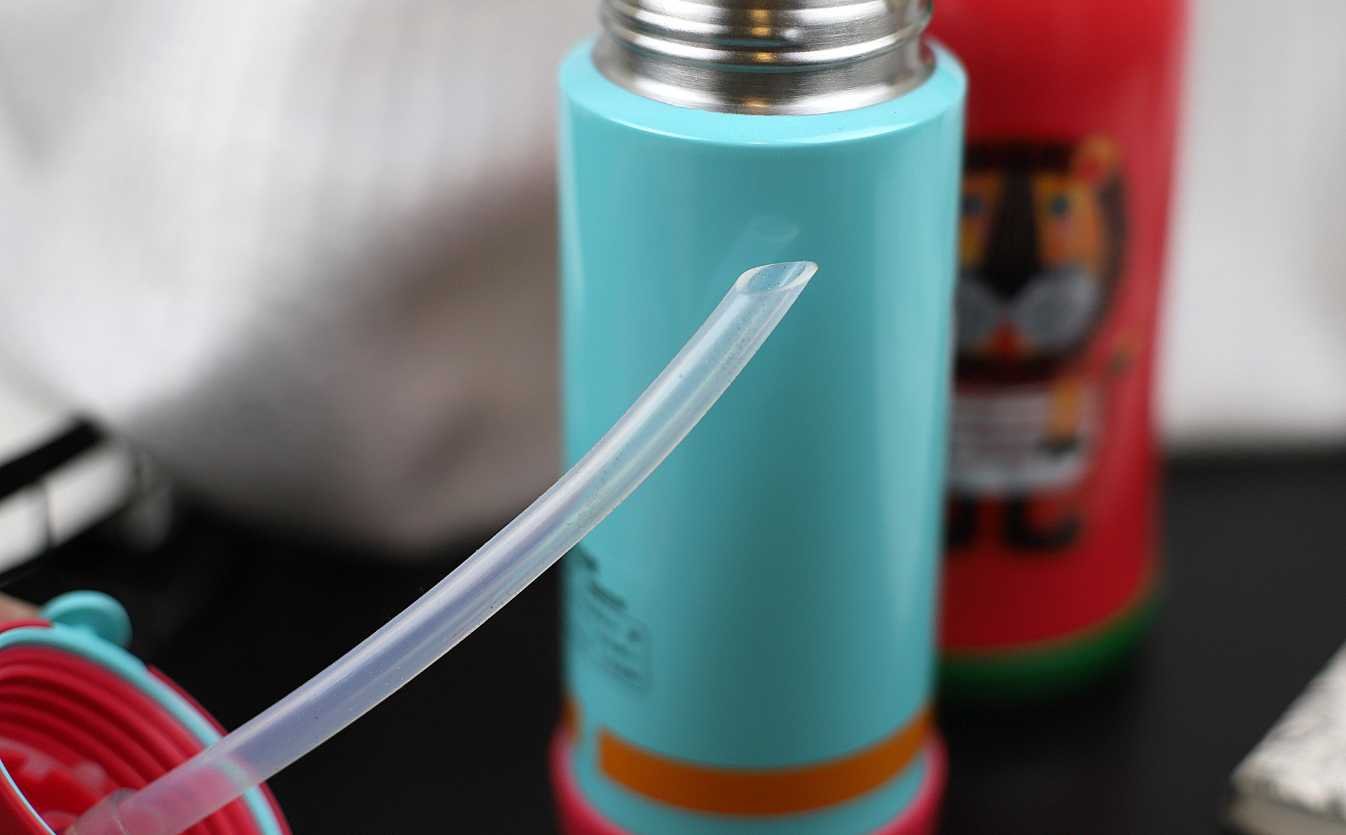 虎牌烧水壶和苏泊尔哪个好,虎牌焖烧杯跟苏泊尔哪个好