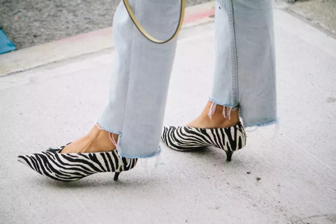 今年最火的10款单鞋,2021春季必买十款女单鞋