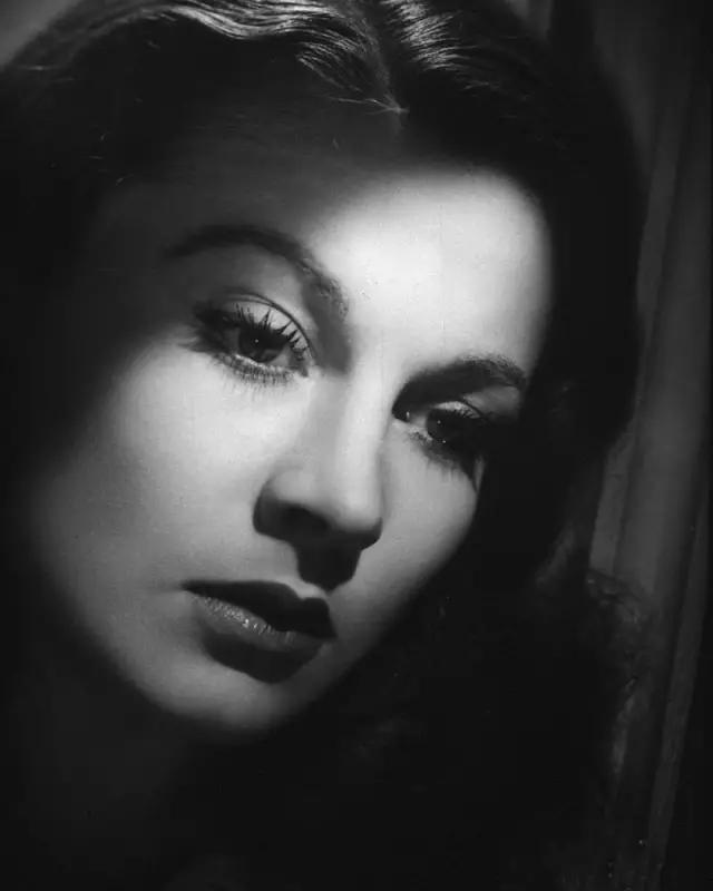 绝色佳人费雯丽,绝代佳人费雯丽英文版