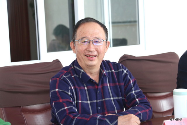 合作就是发挥各自的优势,合作新兴产业