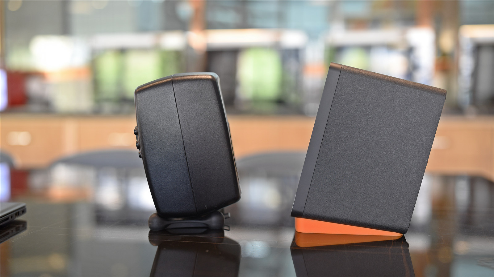 g-one闊崇 (鐪熷姏g one 闊崇)