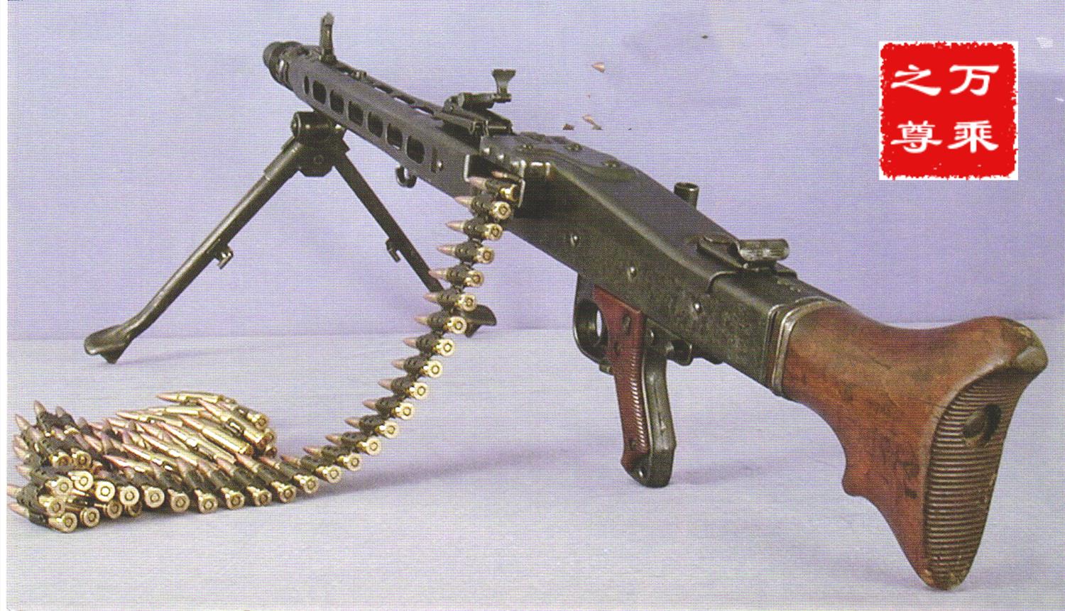 mg42机枪战后各种改型,美军对stg44突击步枪的印象